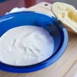Tahine come pão pita